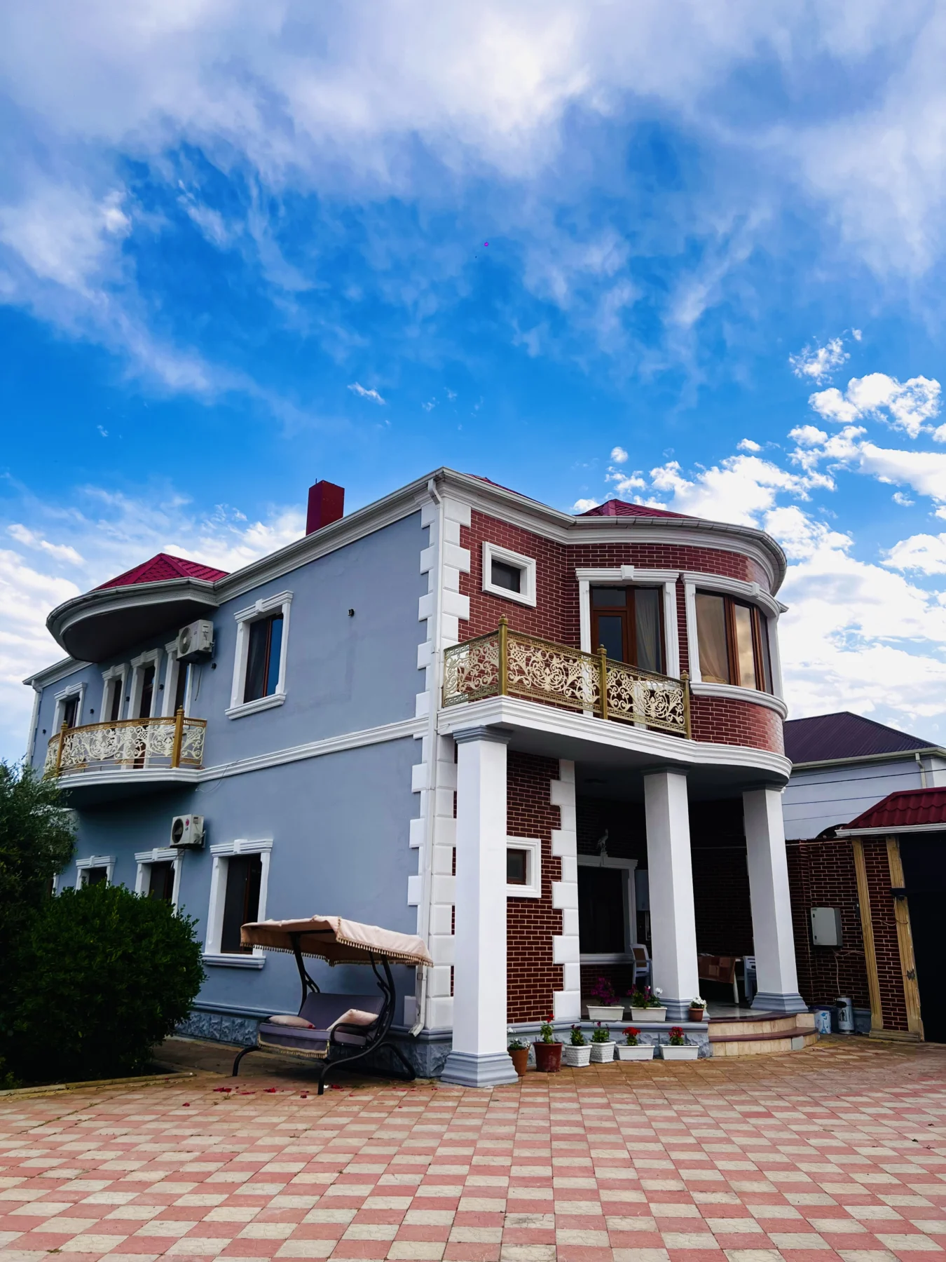 Buzovna bağ evi