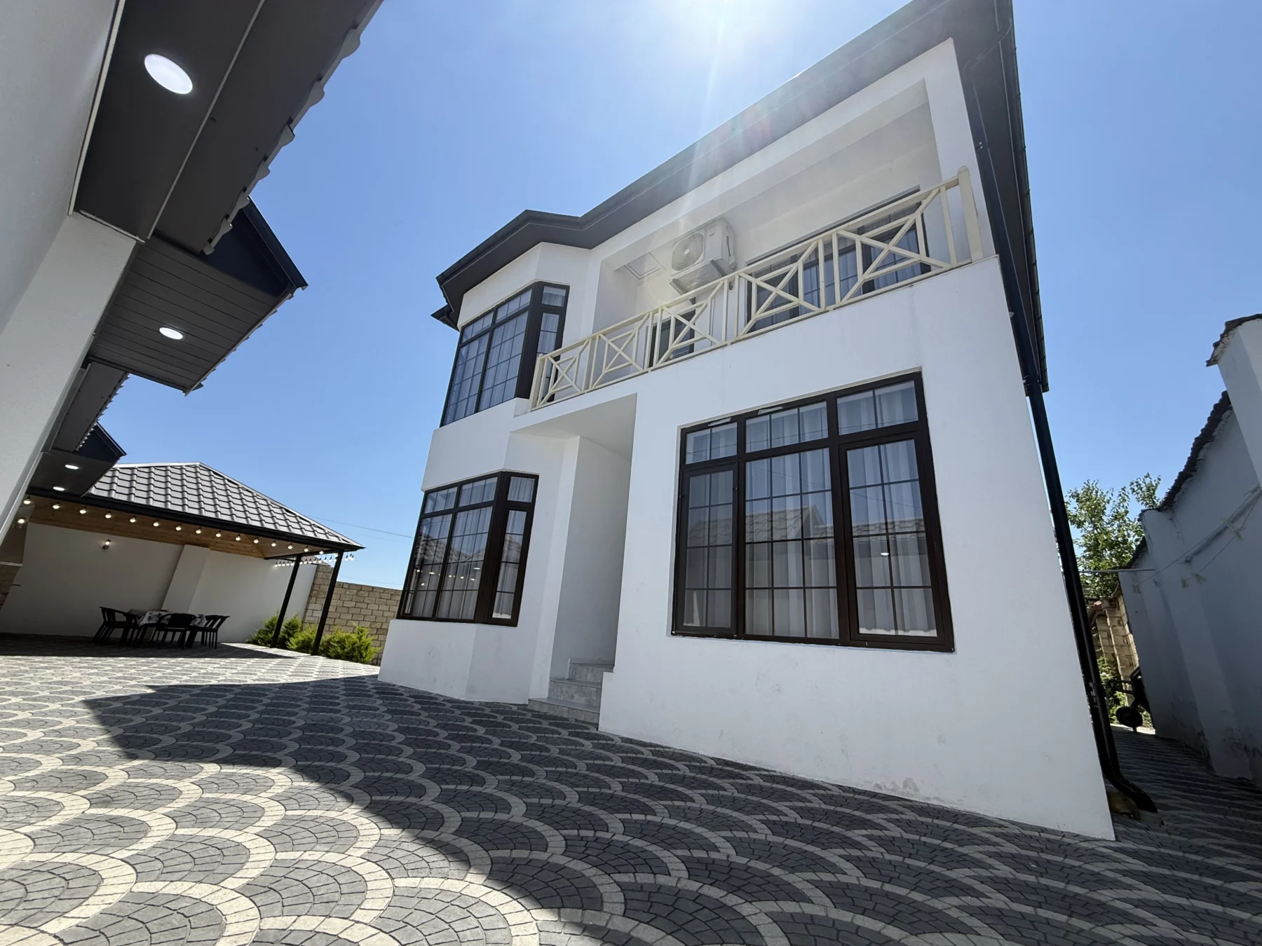 Qəçrəş Bağ Evi Villa